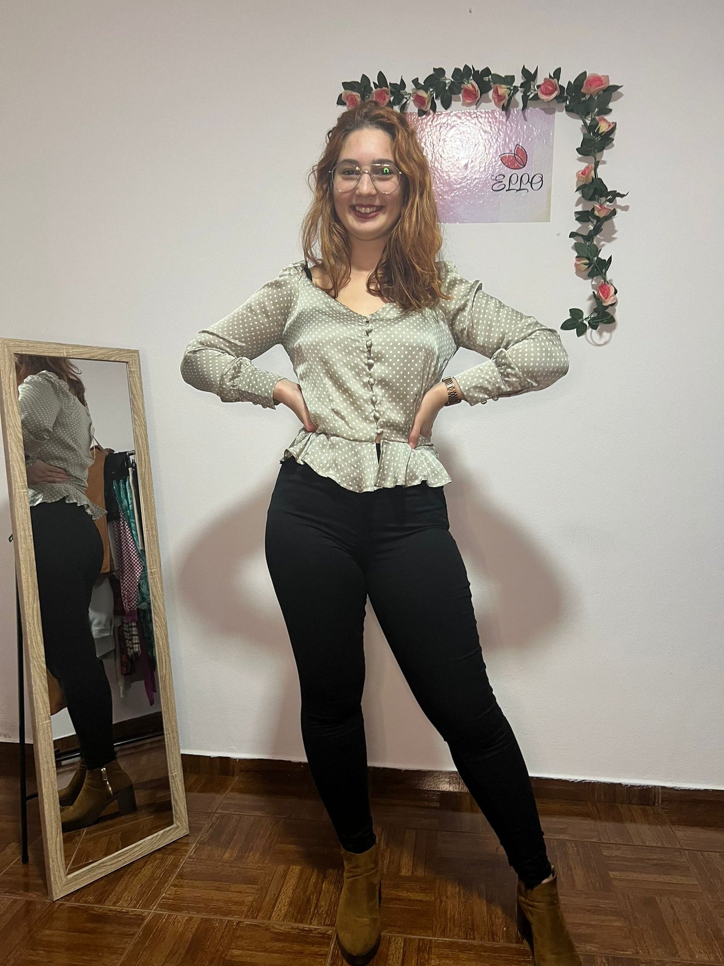 Blusa padrão bolinhas