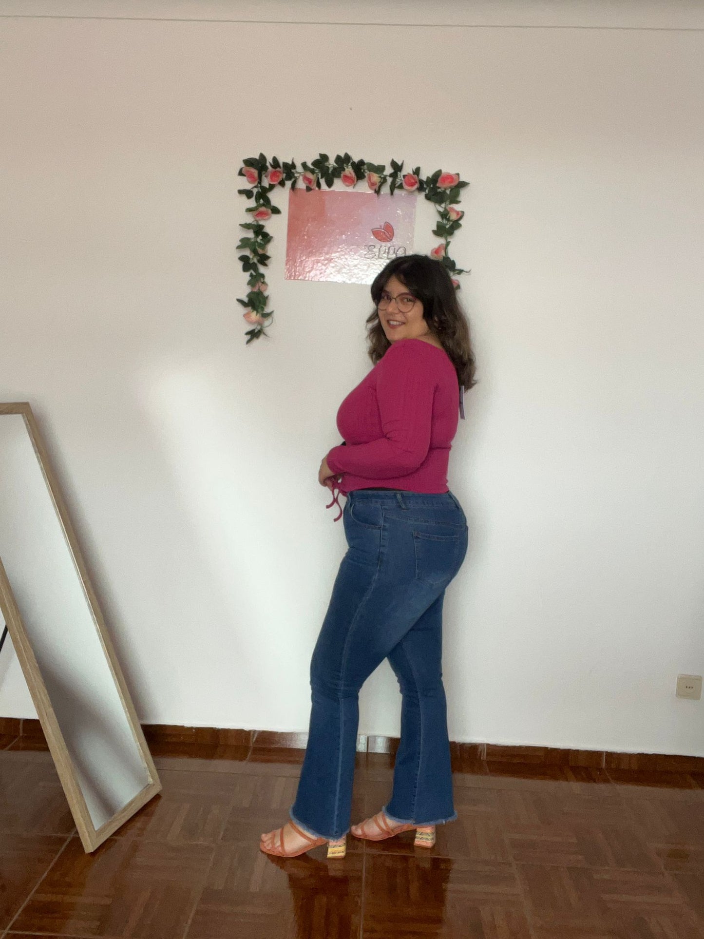 jeans com desfiado