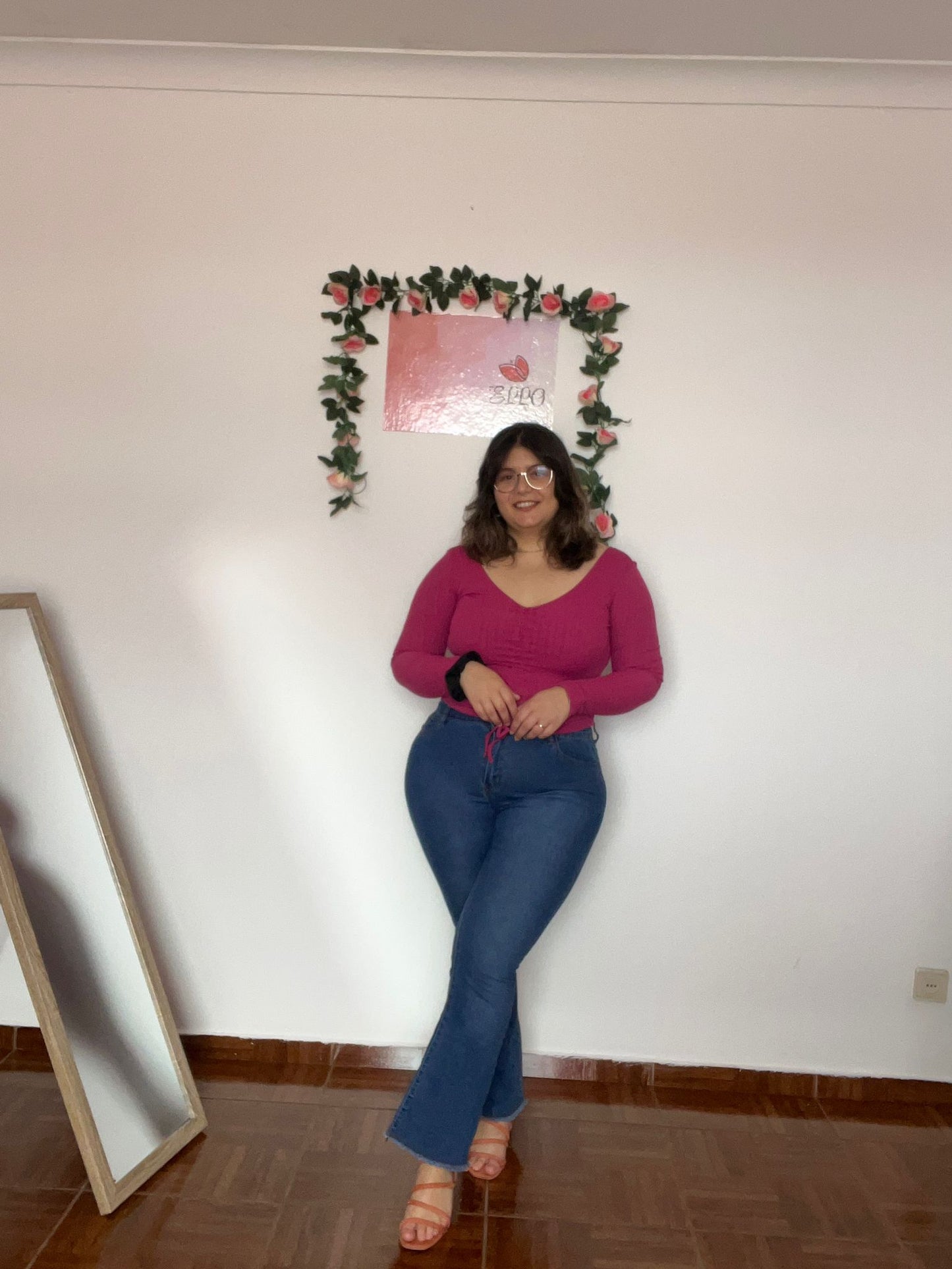 jeans com desfiado