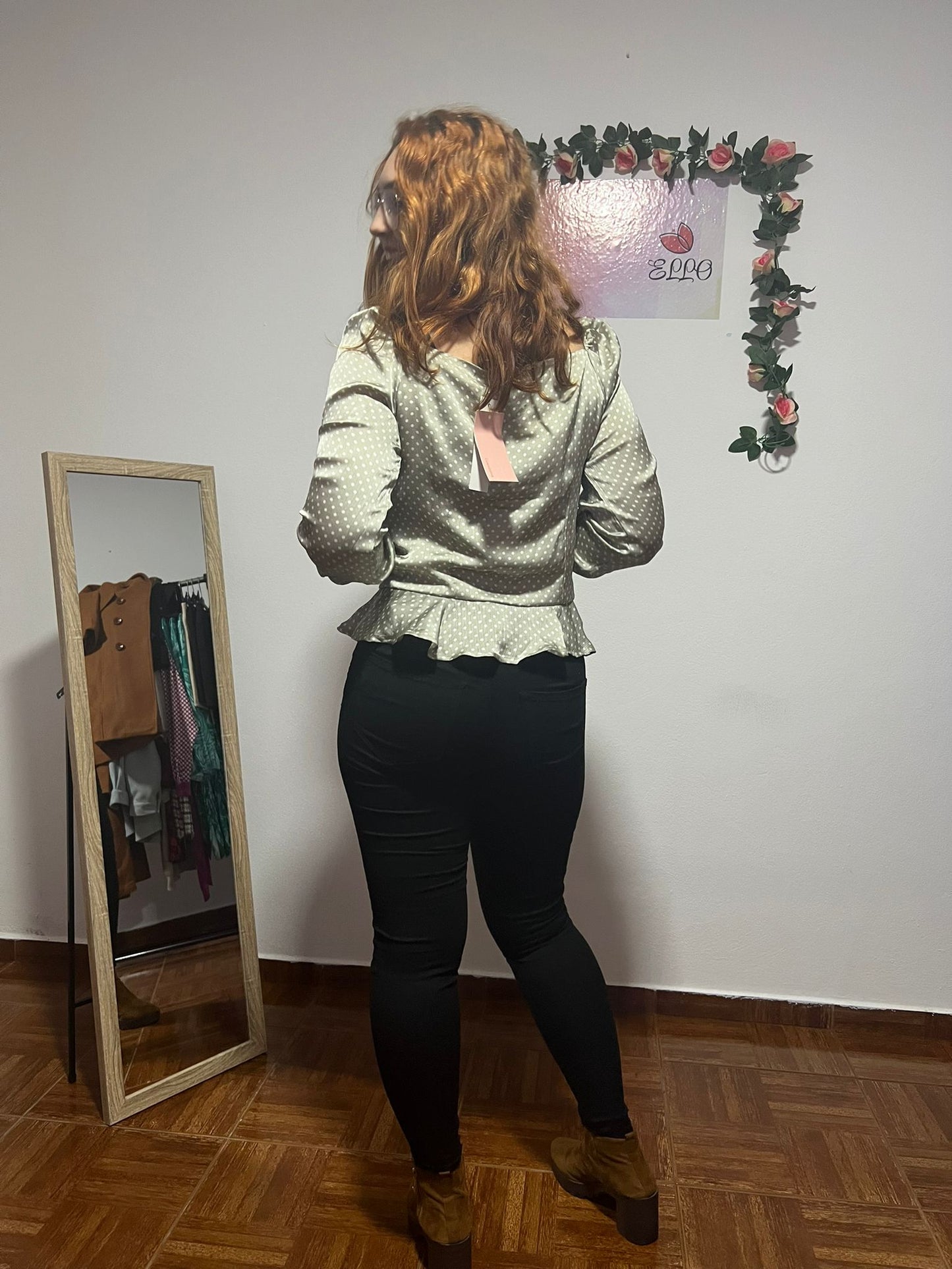 Blusa padrão bolinhas